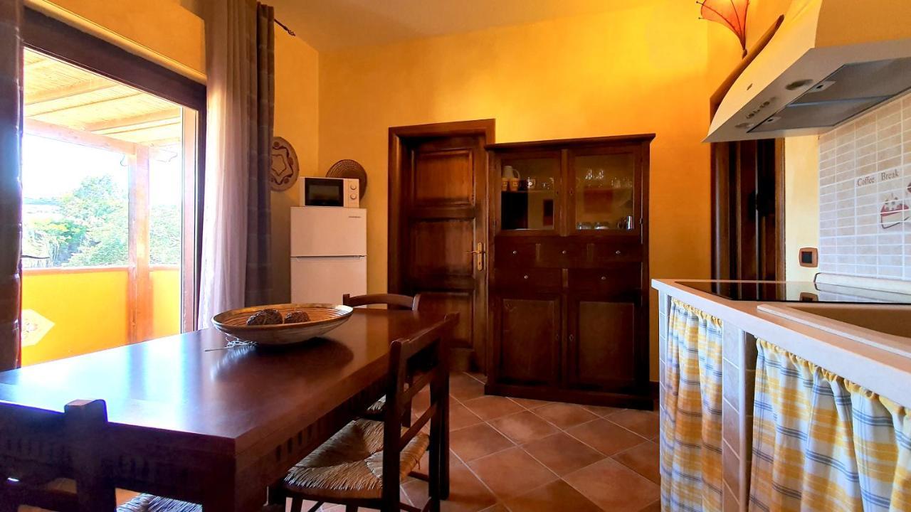 Casa Ginestra - Gonnesa Apartment Luaran gambar
